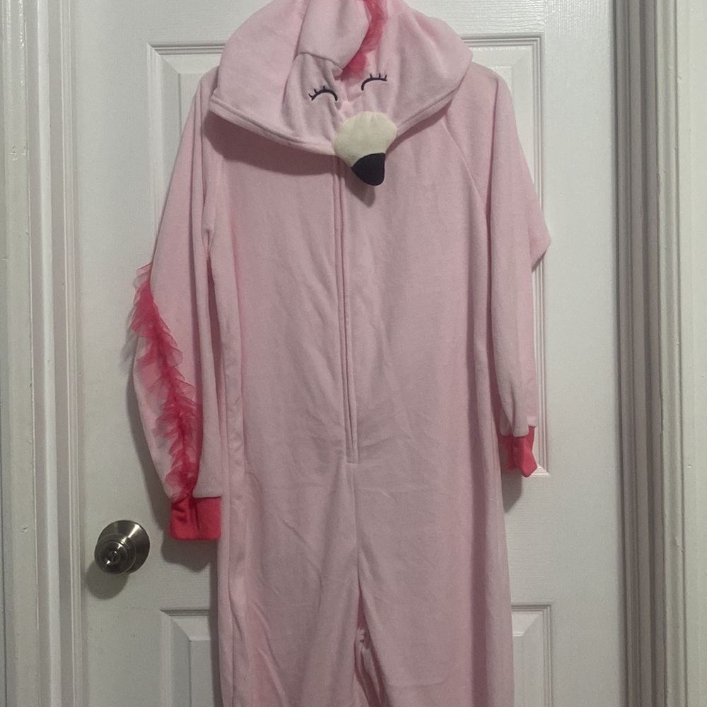 Sleepwear - Picture 3 of 9